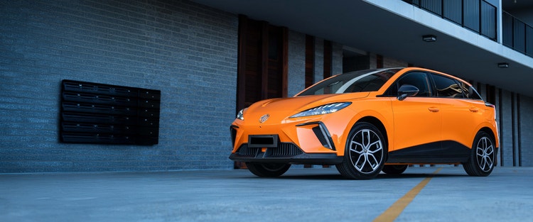 Novate a MG4 Essence 64 150kW Auto MY25 through Remserv novated leasing today.